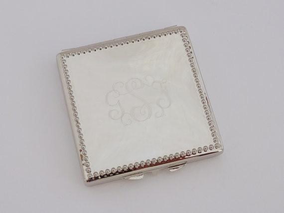 Monogram square compact